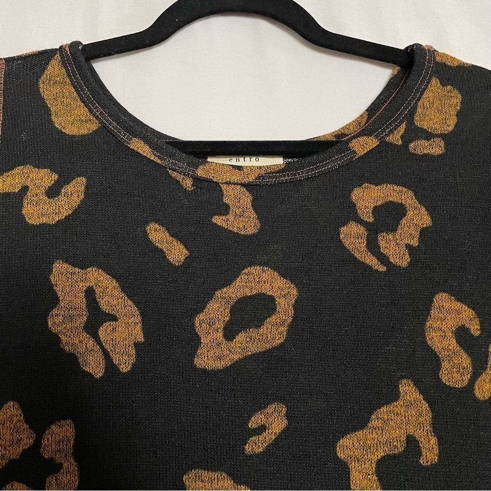ENTRO Boho Mixed Leopard Print Oversized Dolman Sleeve Lightweight Sweater Top - Picture 4 of 14